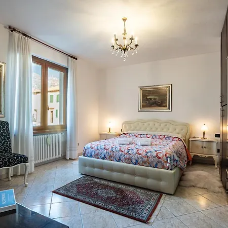 With Garden A Few Steps From The - Larihome A06 *